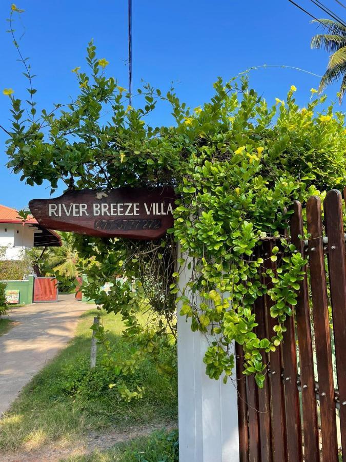 River Breeze Villa Bentota Eksteriør billede