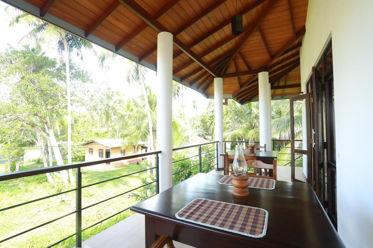 River Breeze Villa Bentota Eksteriør billede